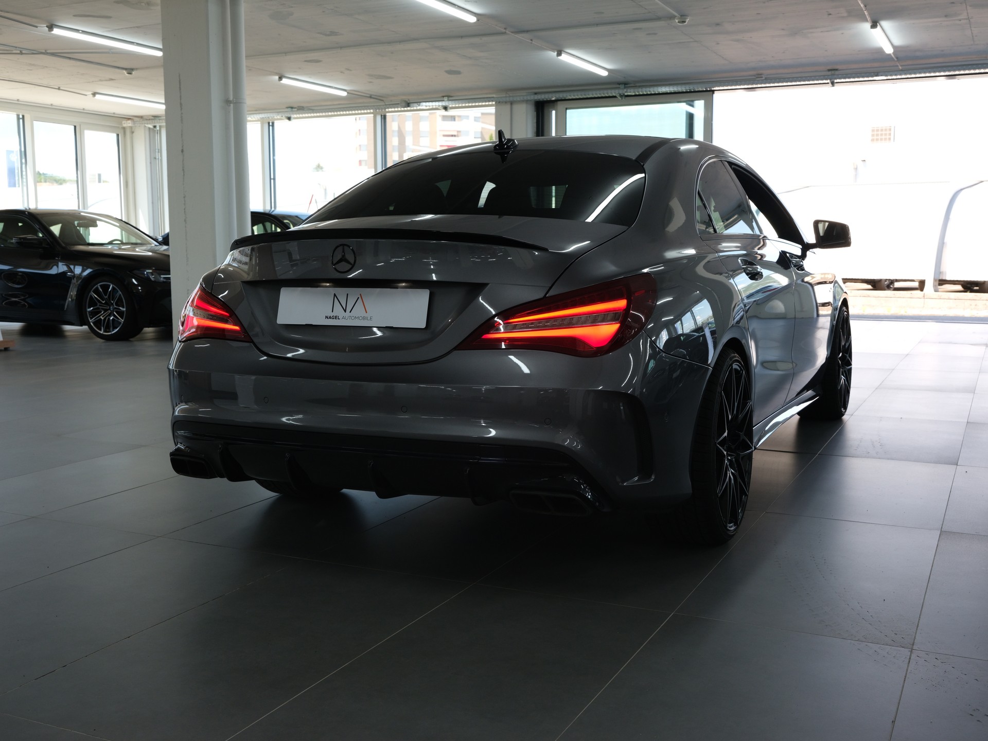 MERCEDES-BENZ CLA 45 AMG 4Matic Speedshift *Performance Abgassanlage* *CarPlay* *Edition One*-image-2