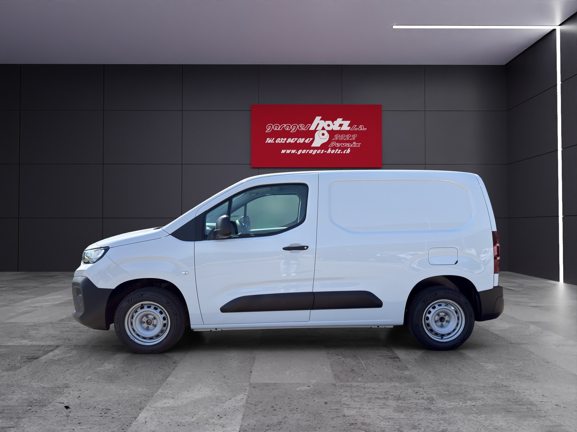 CITROEN Berlingo M 1.2 PureTech First-image-1