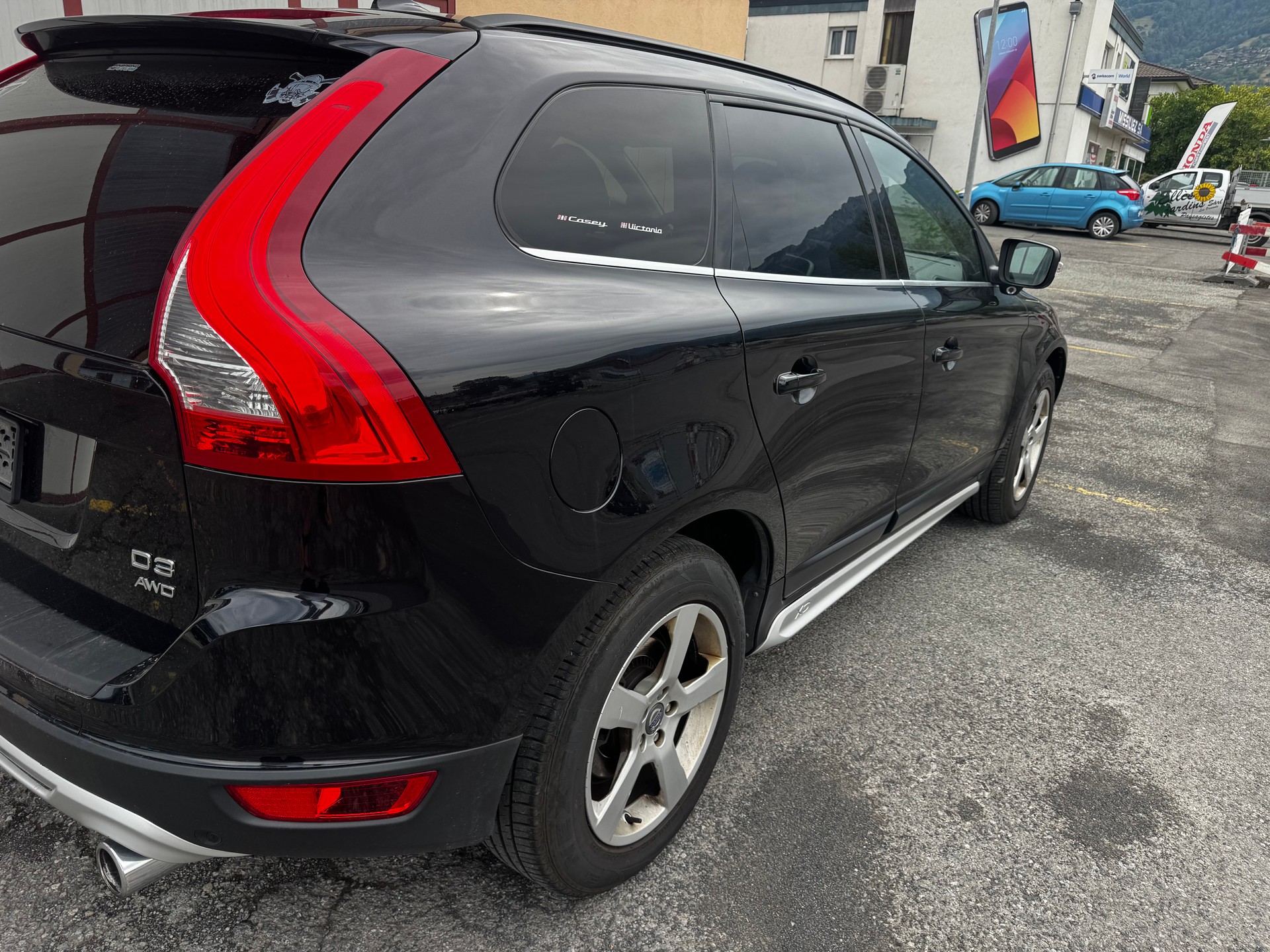 VOLVO XC60 D3 AWD Kinetic Geartronic-image-5