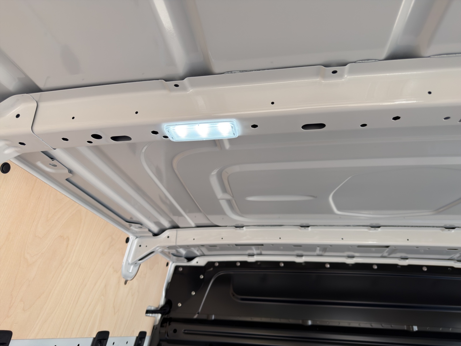 VW Crafter 35 2.0 TDI Entry L3 A-image-14