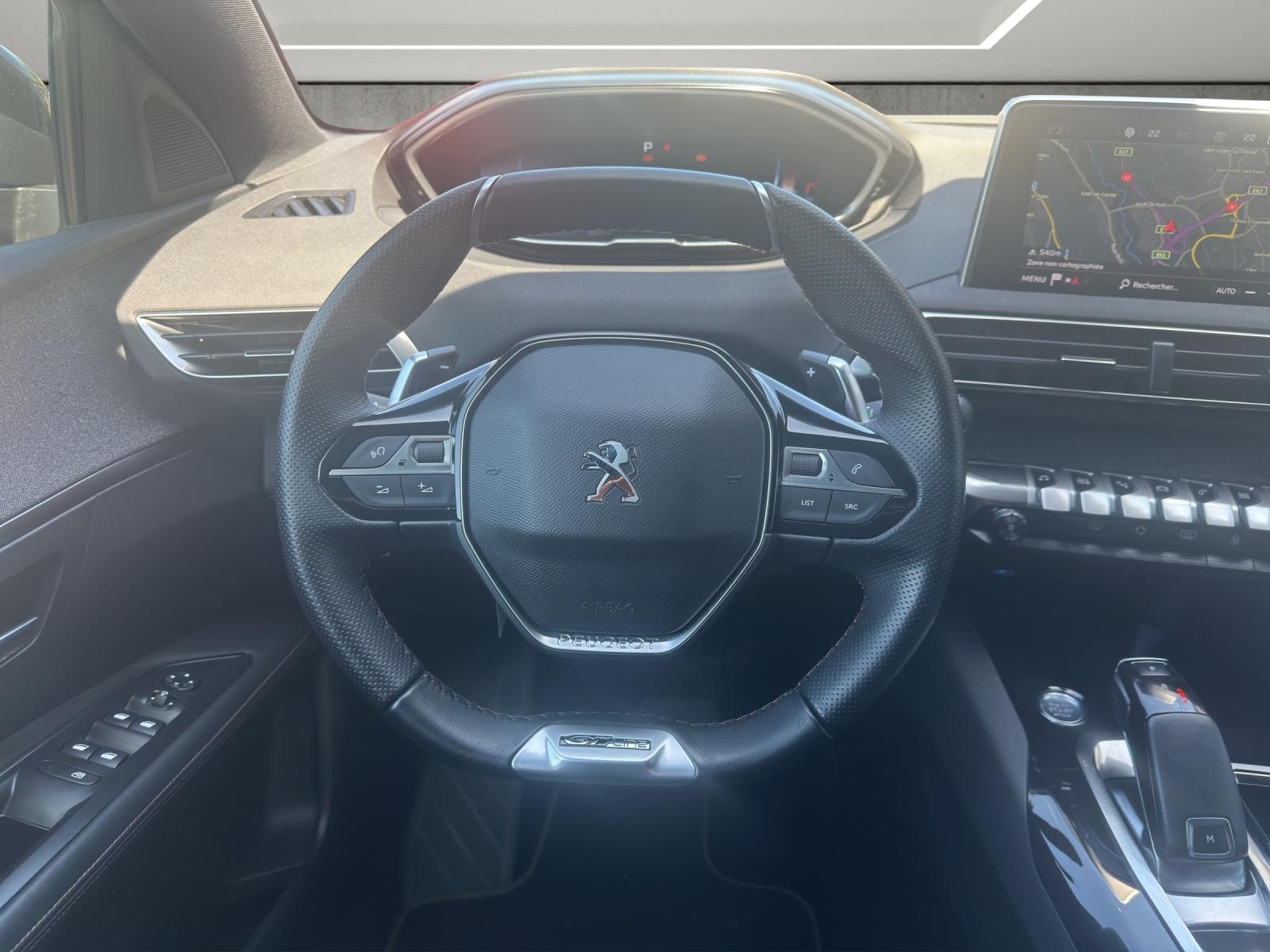 PEUGEOT 3008 1.2 130 GT Line-image-10