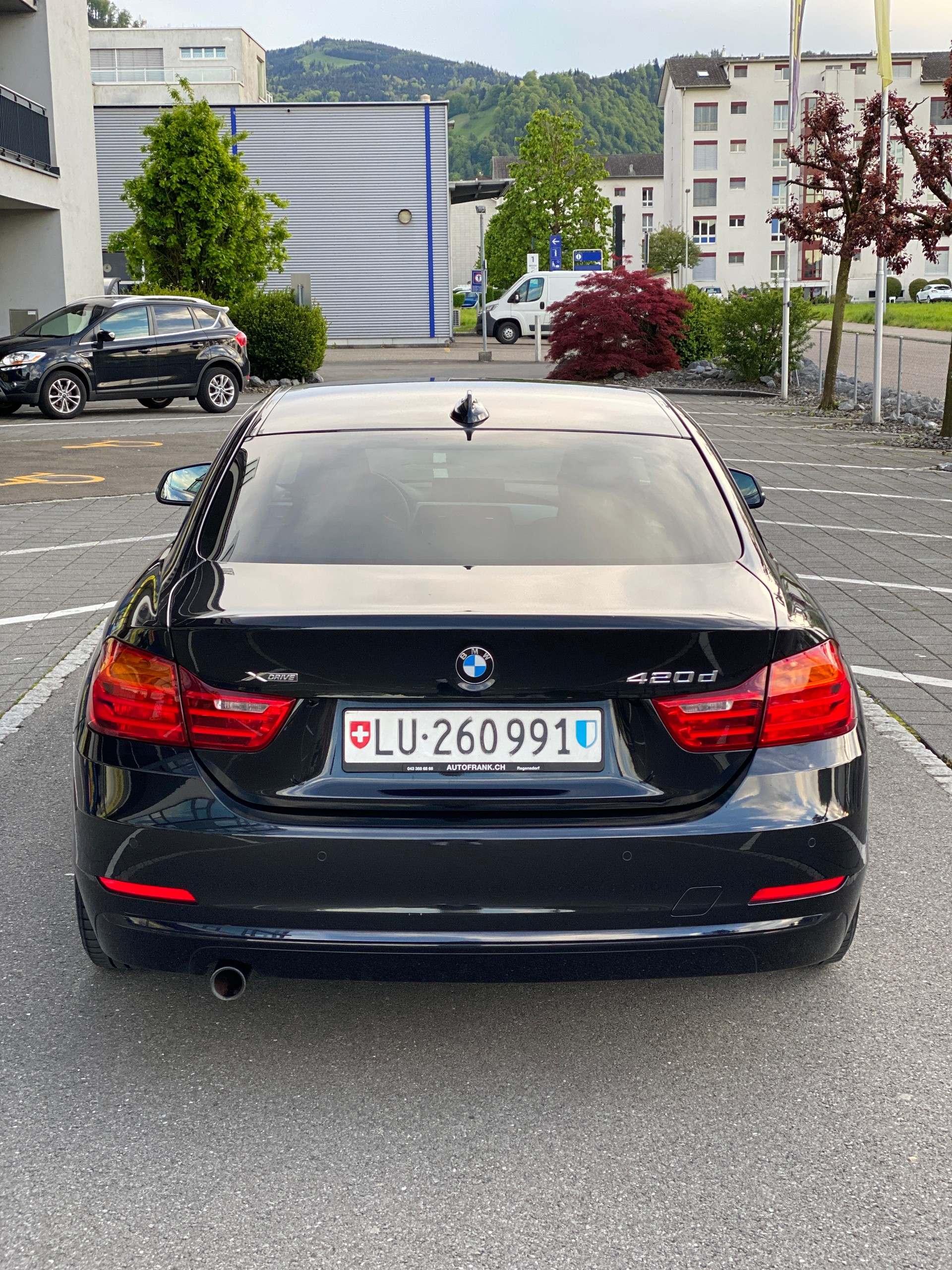BMW 420d xDrive-image-2