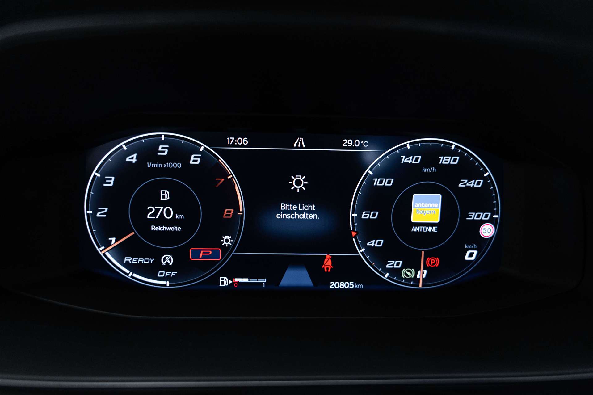 CUPRA LEON ST 2.0 TSI VZ DSG 4Drive 310PS-image-23
