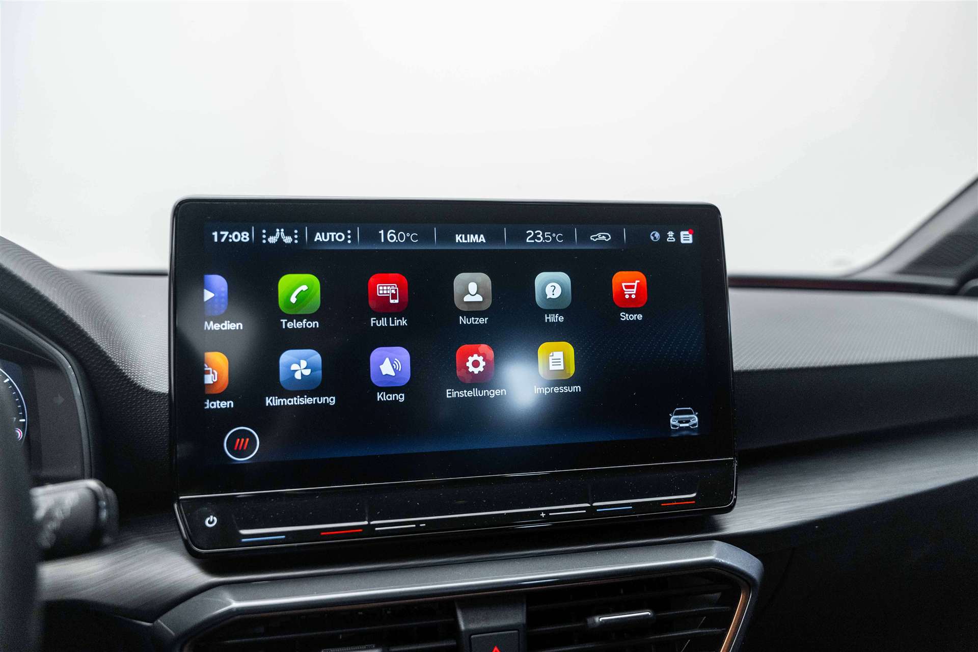 CUPRA LEON ST 2.0 TSI VZ DSG 4Drive 310PS-image-22