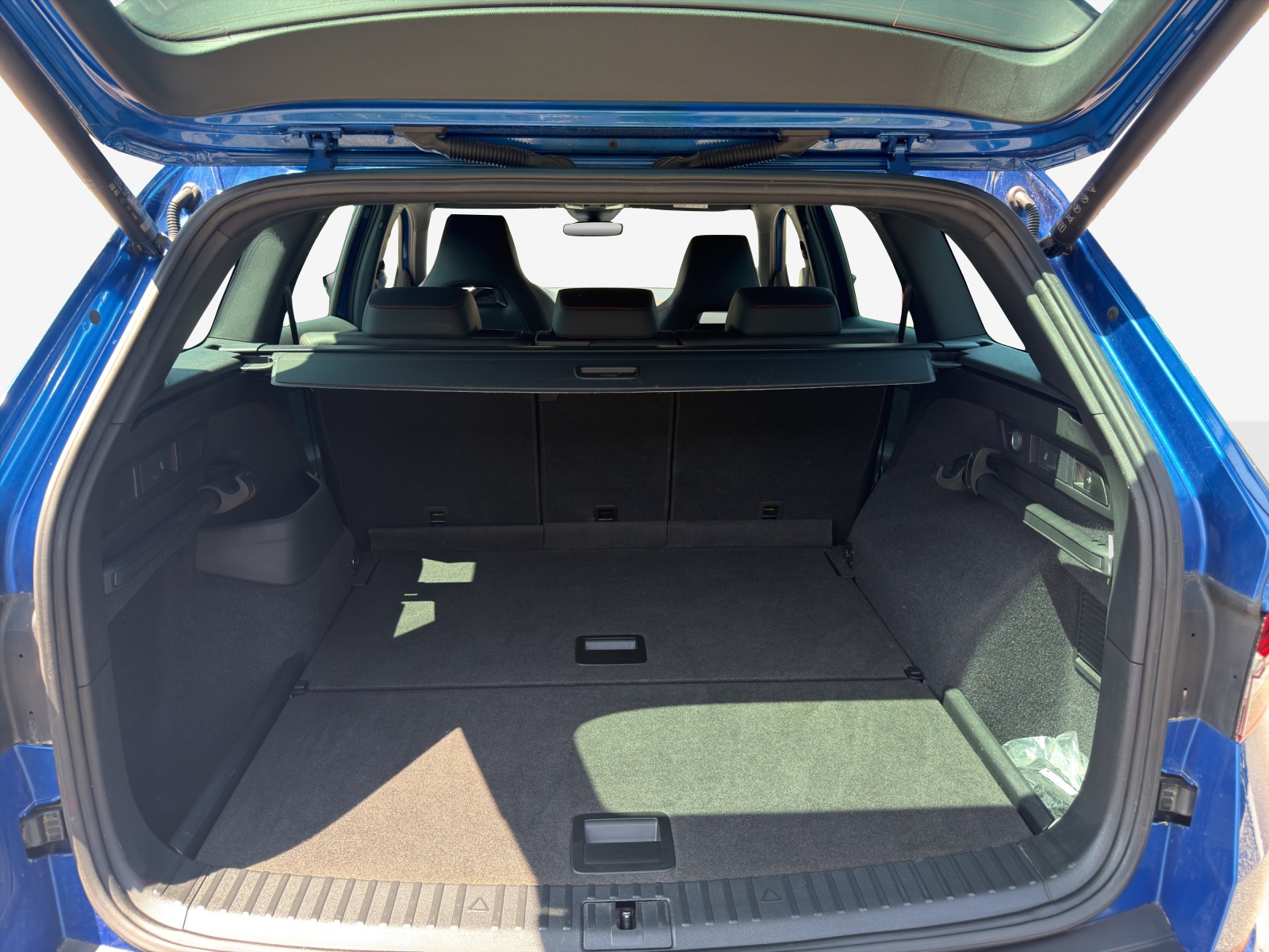 SKODA Kodiaq 2.0 TSI 4x4 RS-image-12