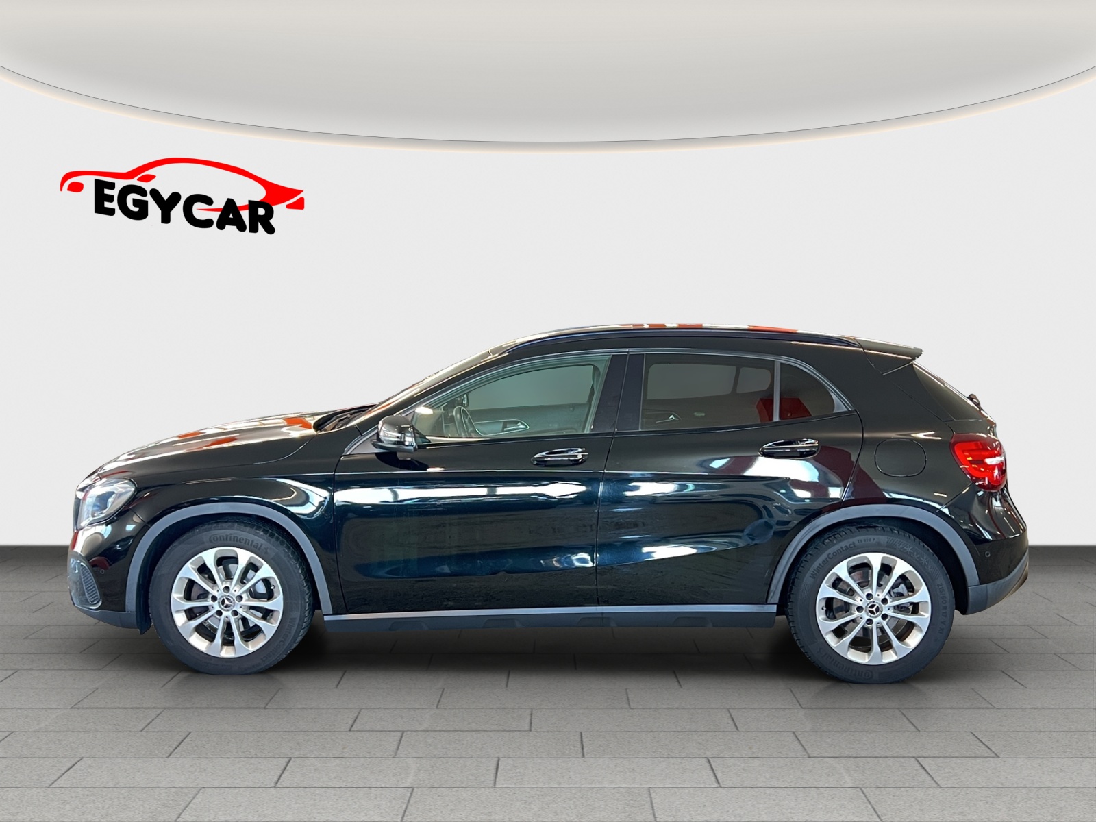 MERCEDES-BENZ GLA 200 Night Star 7G-DCT-image-5