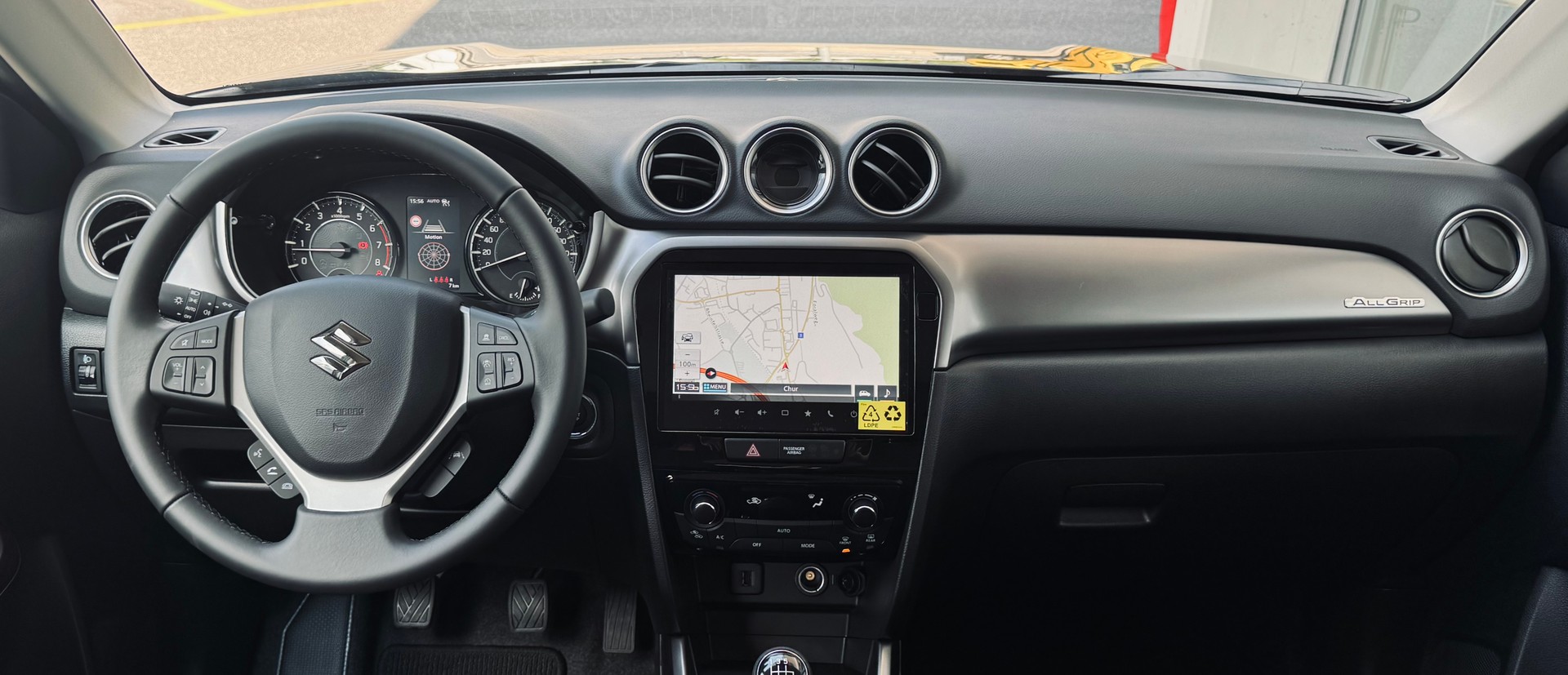 SUZUKI Vitara 1.4T Hybrid 4x4-image-10