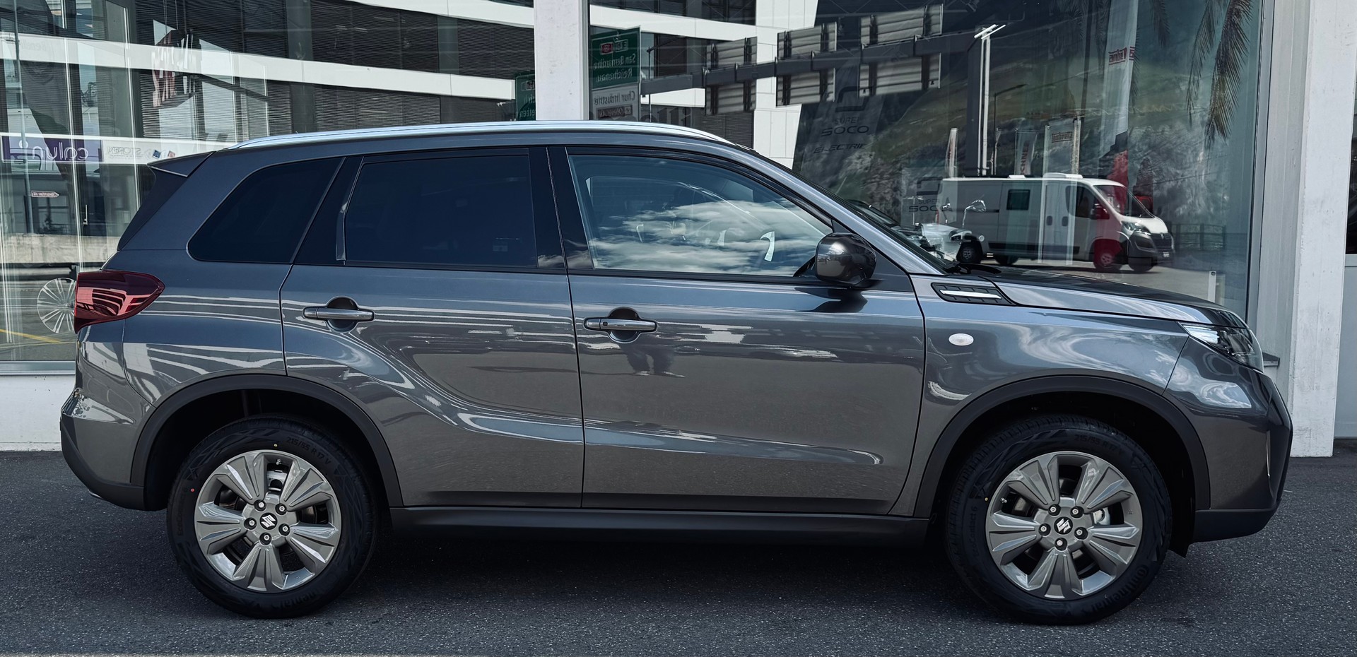 SUZUKI Vitara 1.4T Hybrid 4x4-image-1