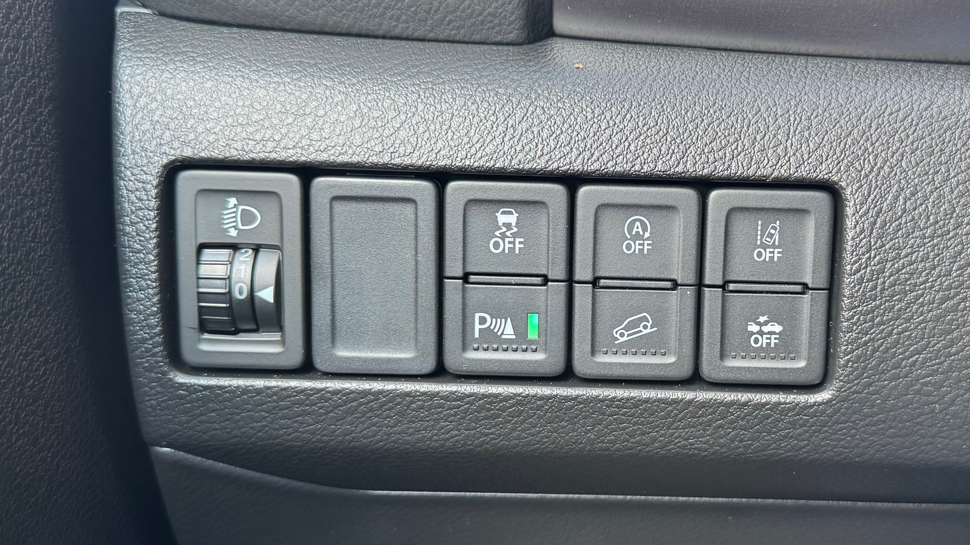 SUZUKI Vitara 1.4T Hybrid 4x4-image-16