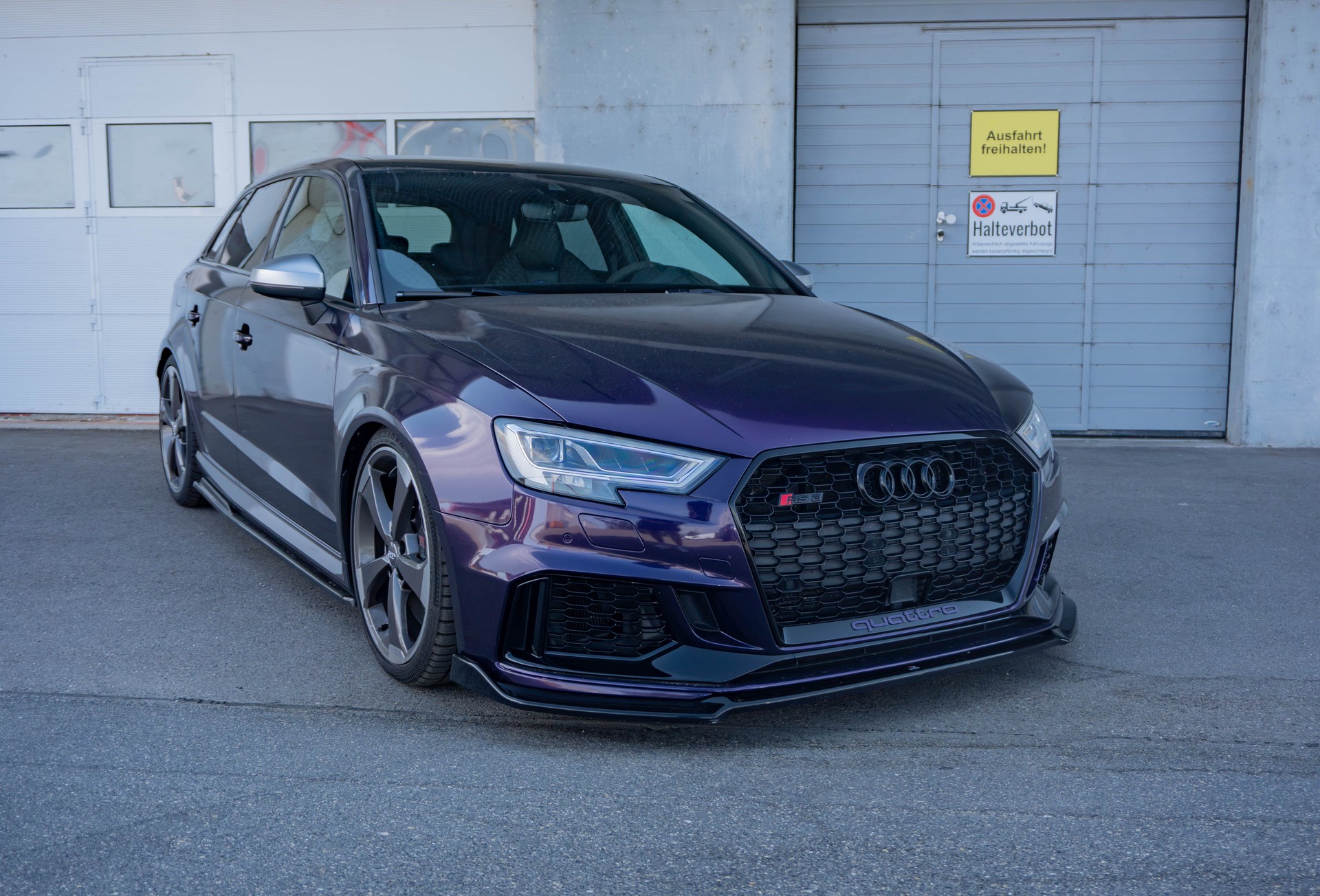 AUDI RS3 Sportback 2.5 TSI quattro S-tronic-image-7