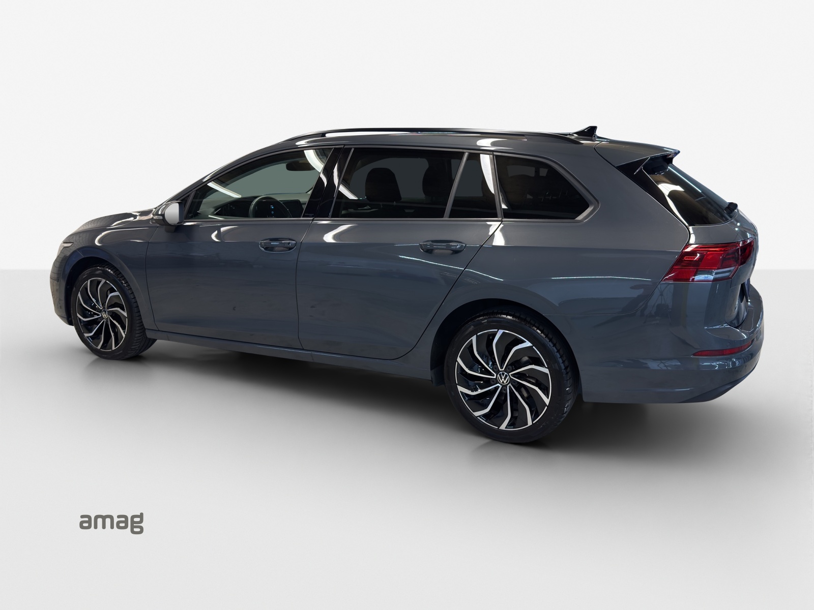 VW Golf Variant 1.5 eTSI mHEV Life-image-2