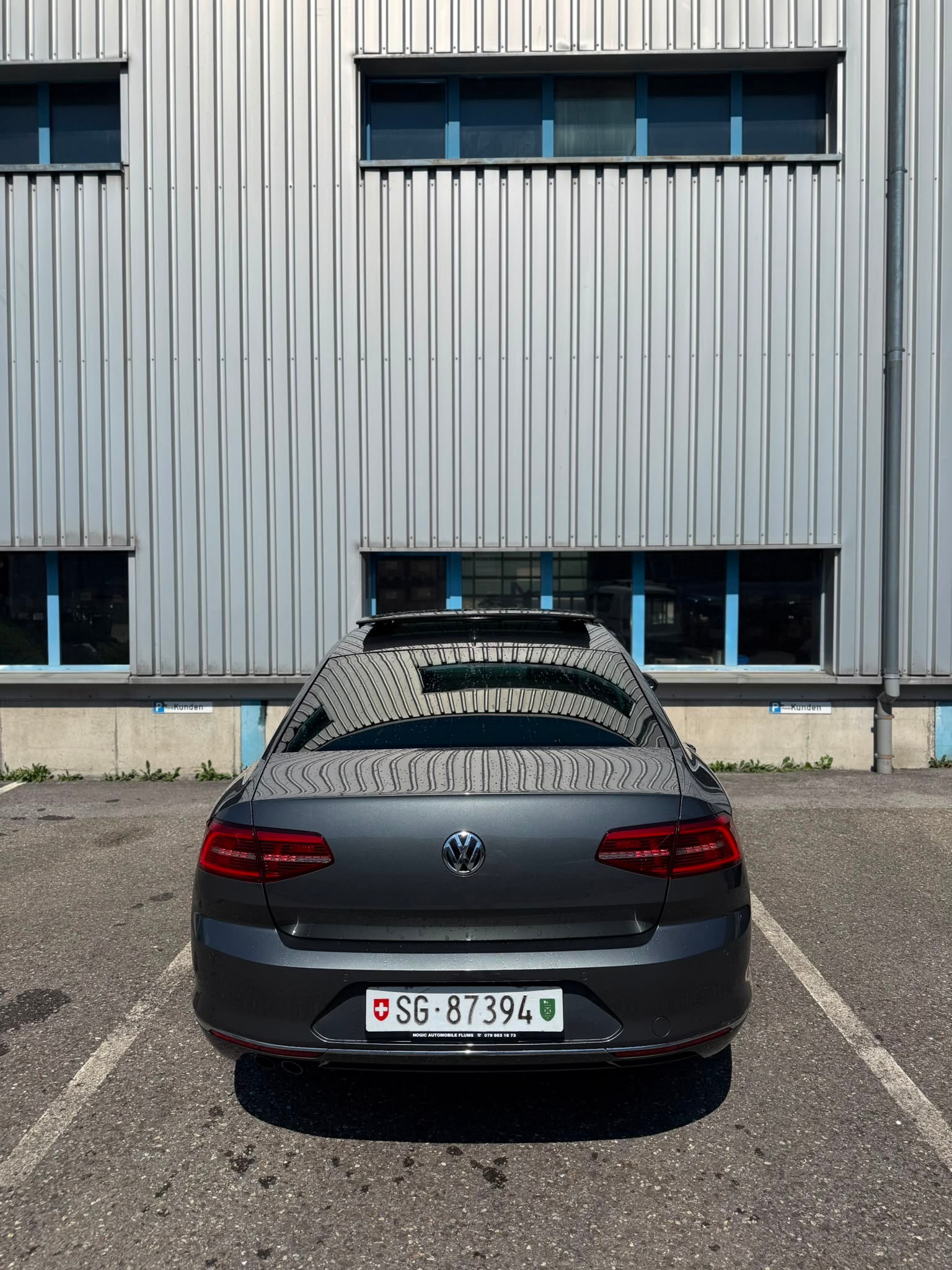 VW Passat 2.0 TDI BMT Highline DSG 4Motion-image-11