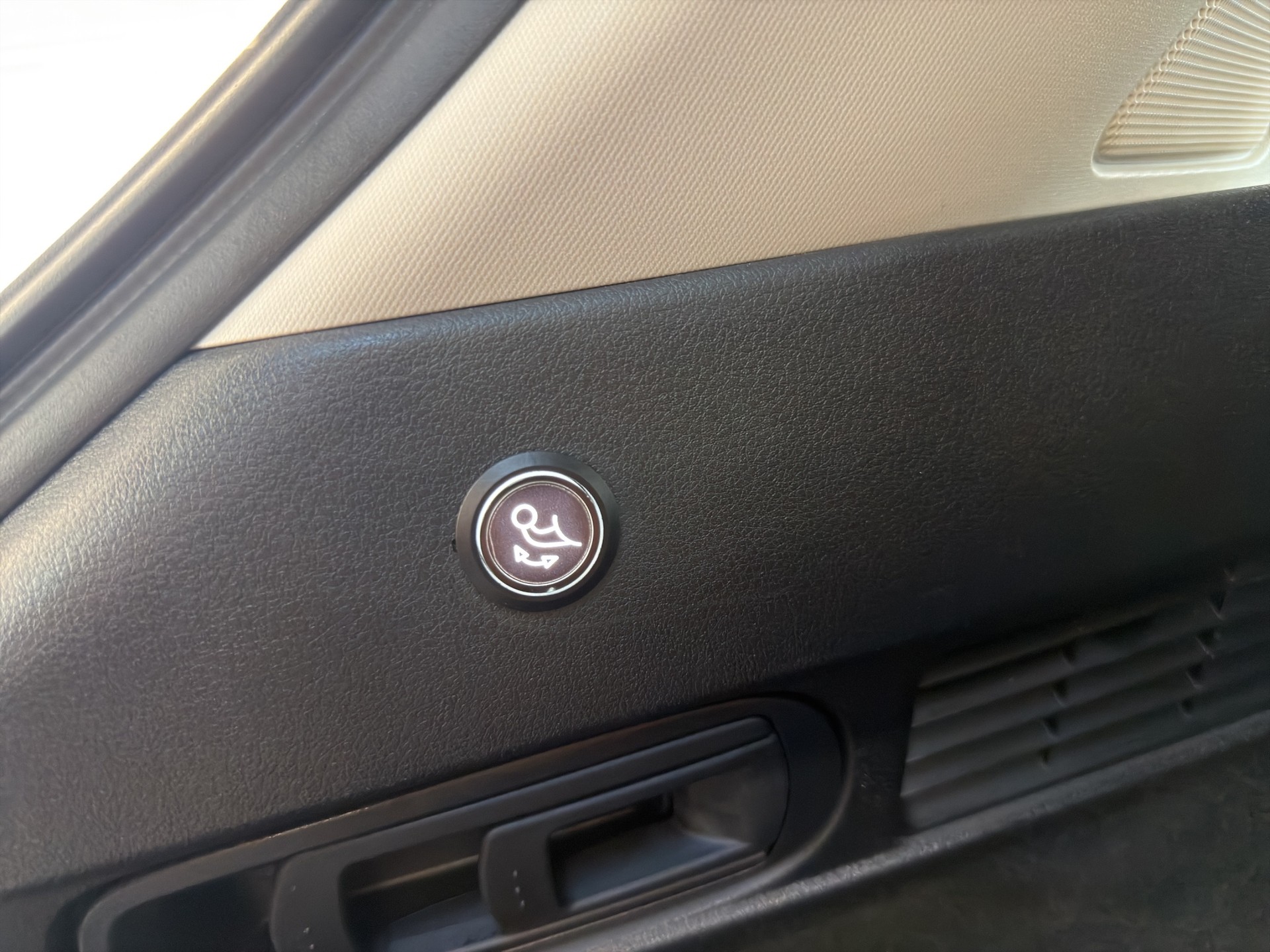 MAZDA CX-60 e-Skyactiv PHEV 327 AWD Homura-image-19