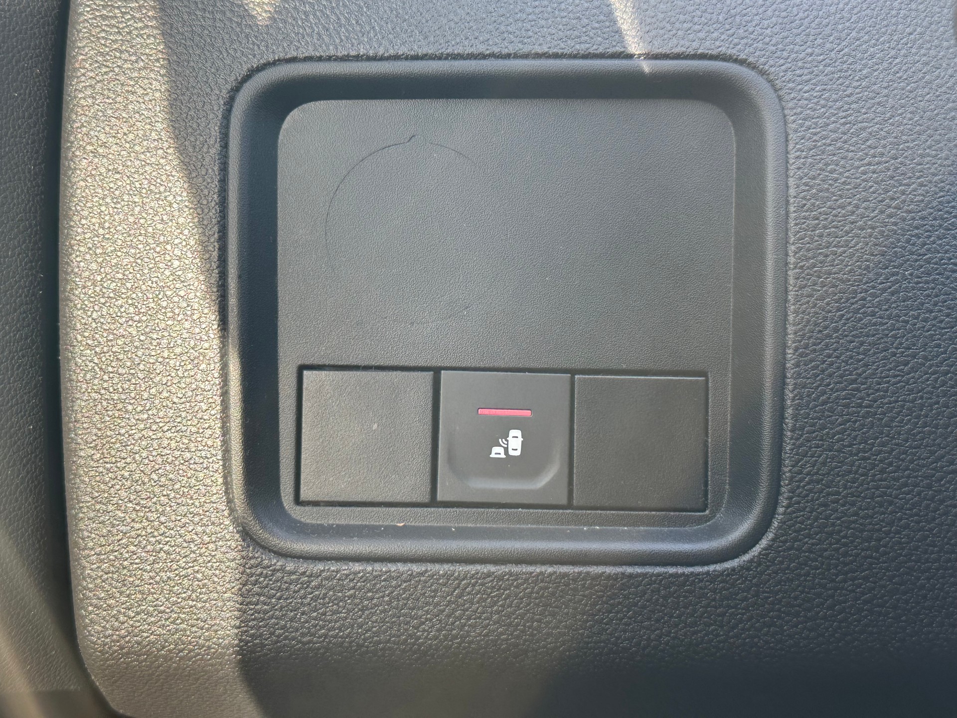 DACIA DUSTER TCe JOURNEY 4x2 l 131 PS-image-17