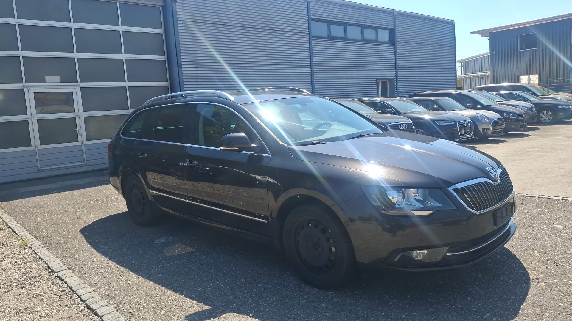 SKODA Superb Combi 2.0 TDi Elegance 4x4 DSG-image-2
