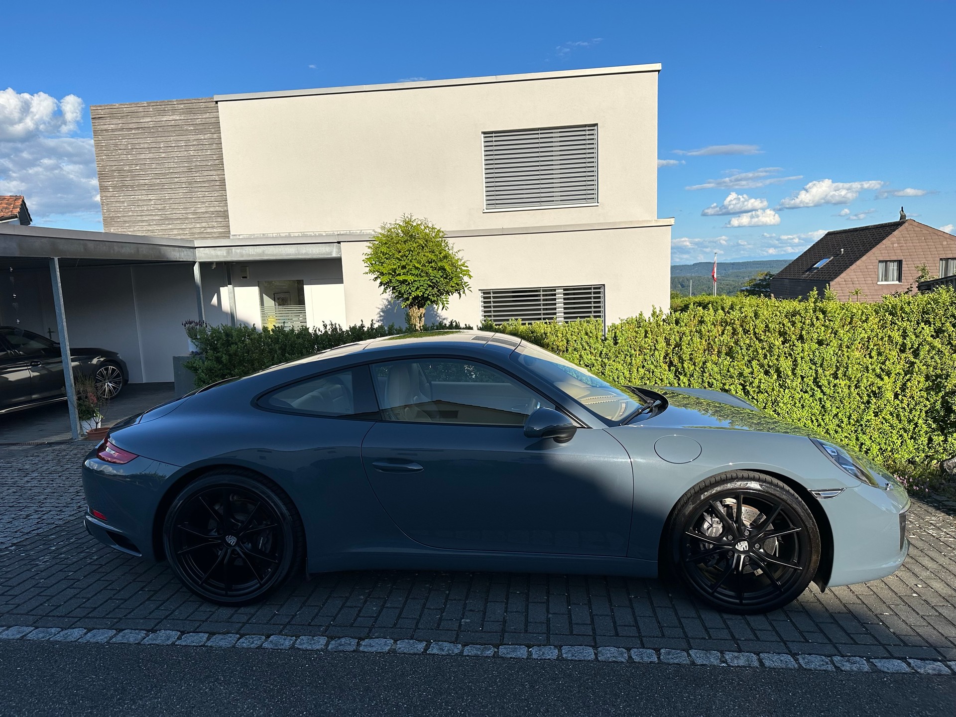 PORSCHE 3.0 Carrera 4 PDK-image-0