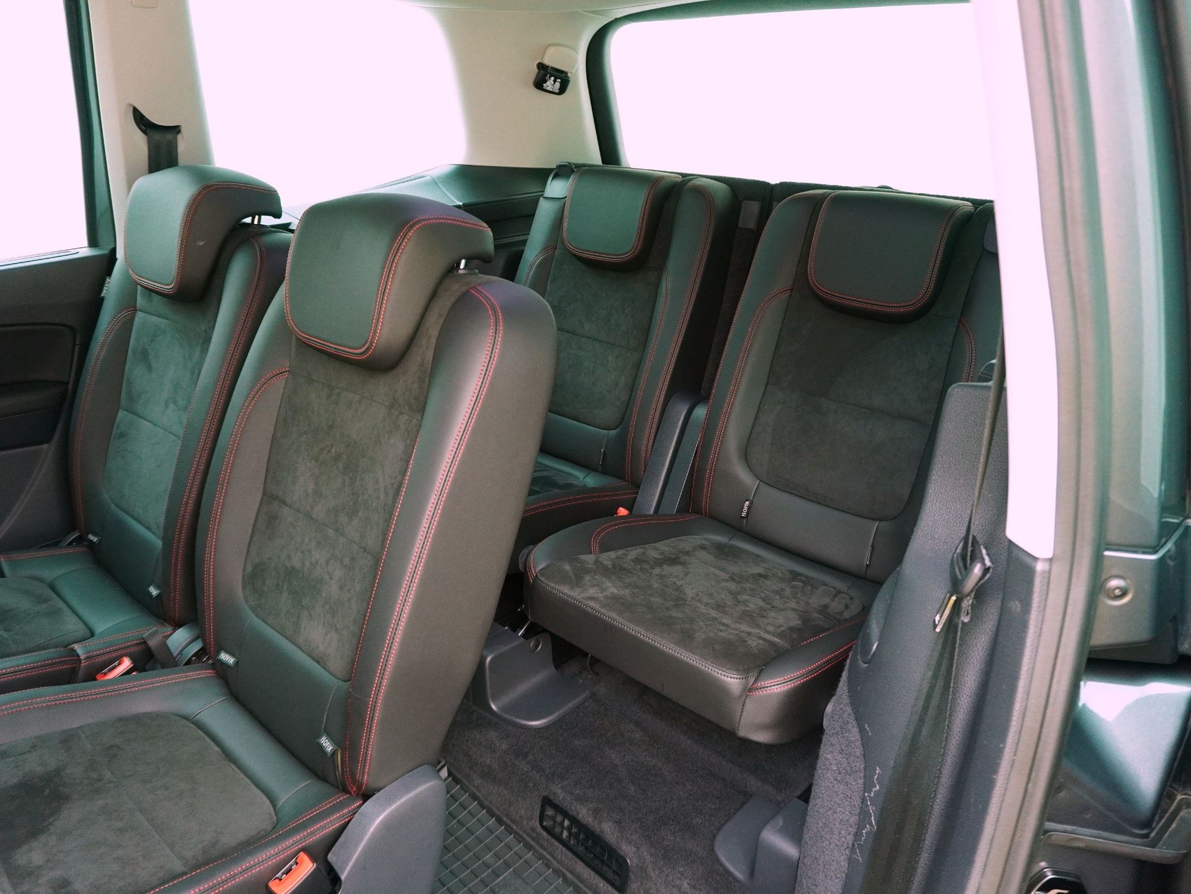 SEAT Alhambra 2.0 TDI DSG FR Line 4x4-image-12