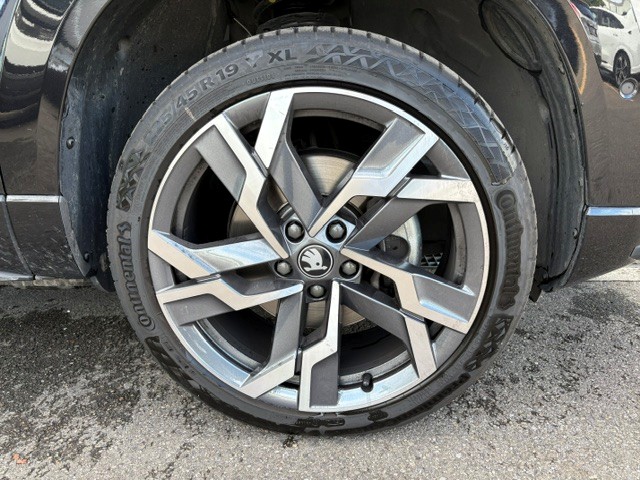 SKODA Karoq 2.0 TSI SportLine 4x4 DSG-image-20