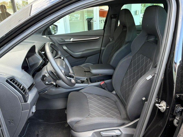 SKODA Karoq 2.0 TSI SportLine 4x4 DSG-image-9