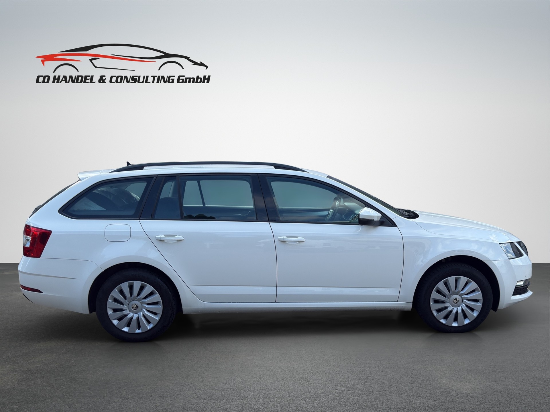 SKODA Octavia Combi 1.6 TDI Ambition 4x4-image-6