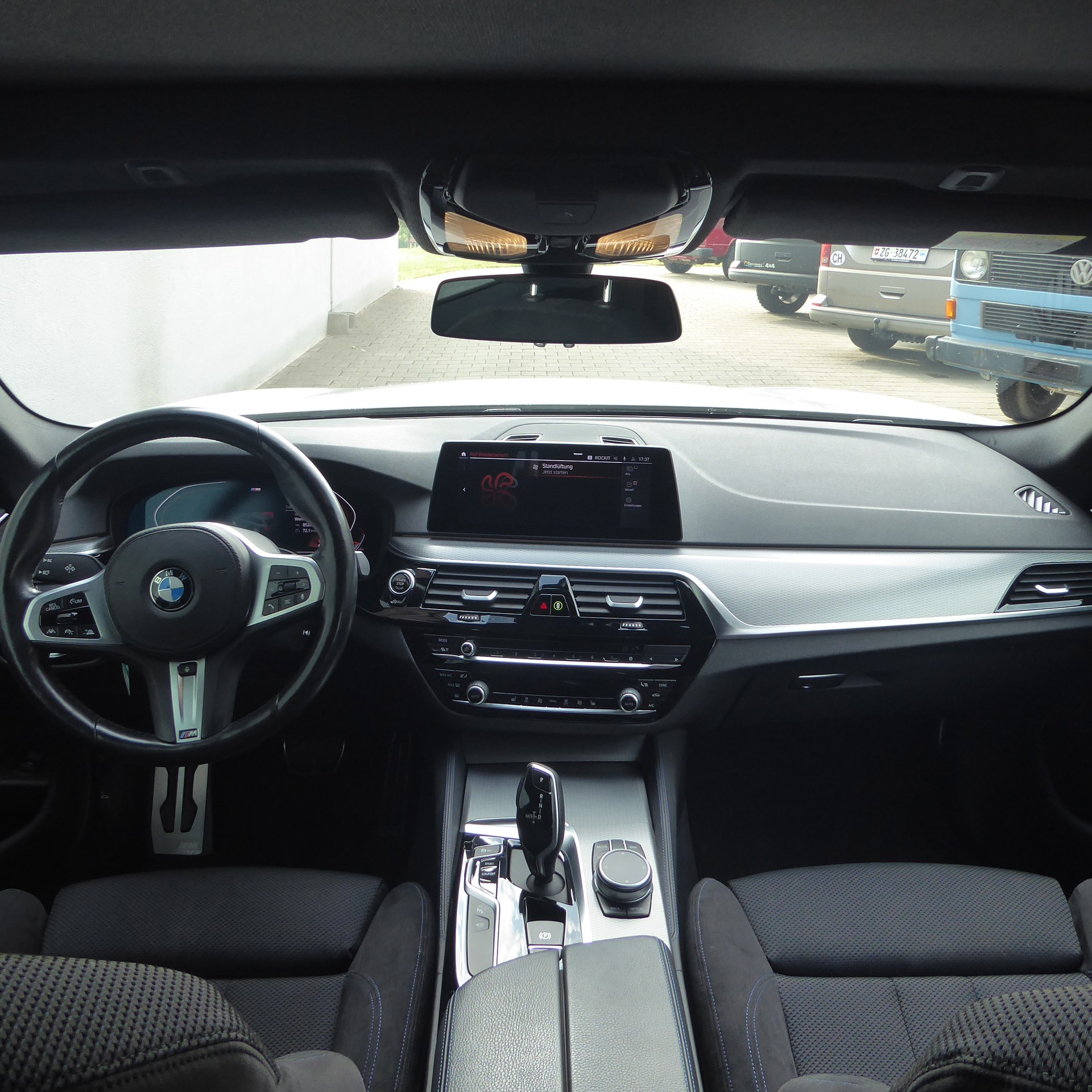 BMW 530d xDrive Touring Steptronic-image-9