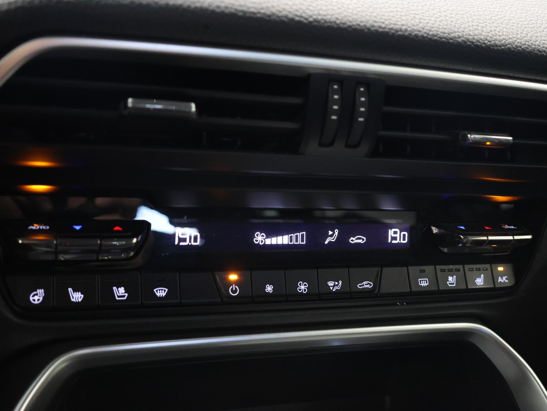 MAZDA CX-60 e-Skyactiv AWD *Sitzheizung* *360 Kamera* *Bose*-image-24