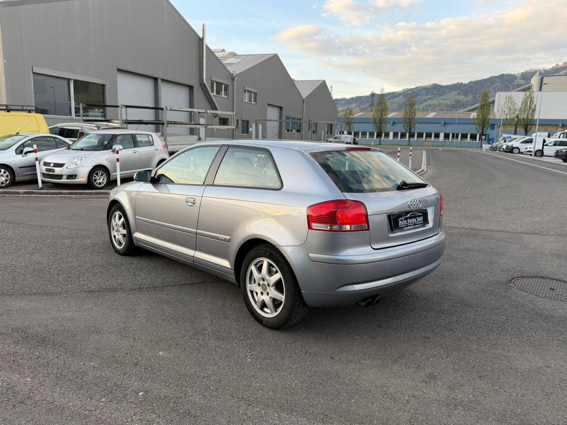 AUDI A3 2.0 Turbo FSI Ambition quattro-image-3