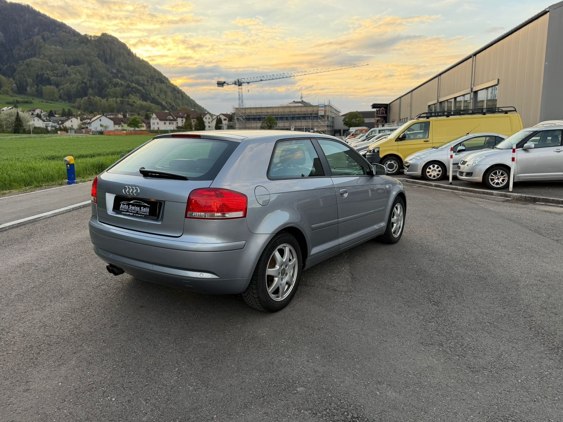 AUDI A3 2.0 Turbo FSI Ambition quattro-image-2