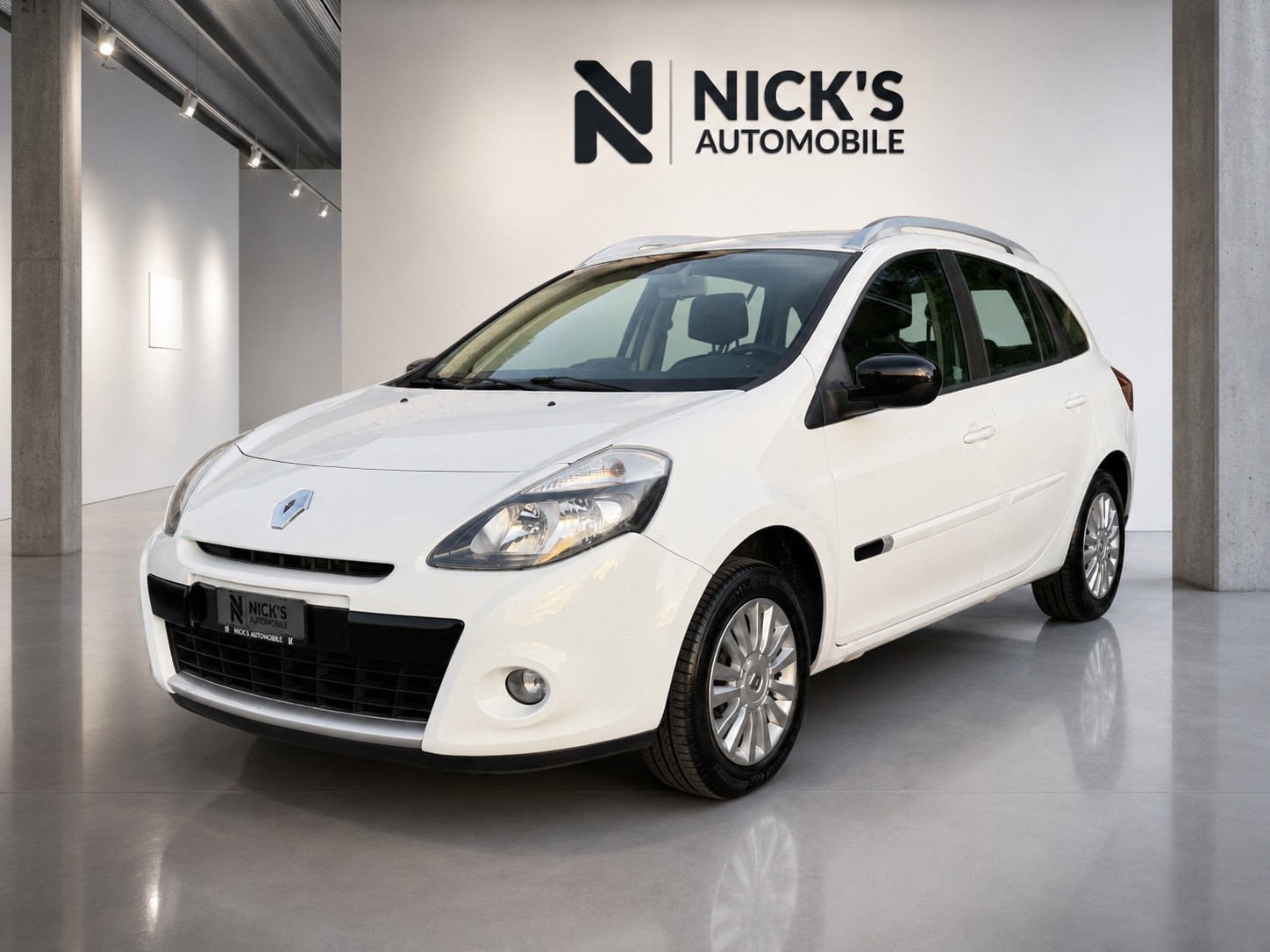 RENAULT Clio Grandtour 1.2 16V Turbo 20th Edition