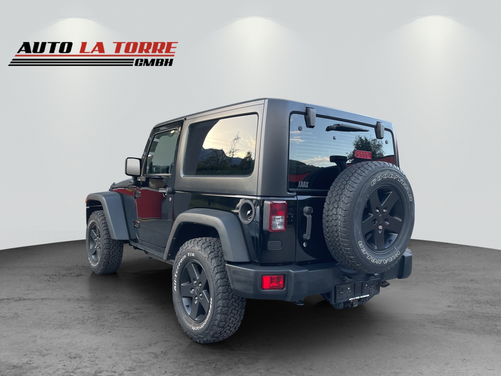 JEEP Wrangler 2.8 CRD Sport Hardtop-image-1