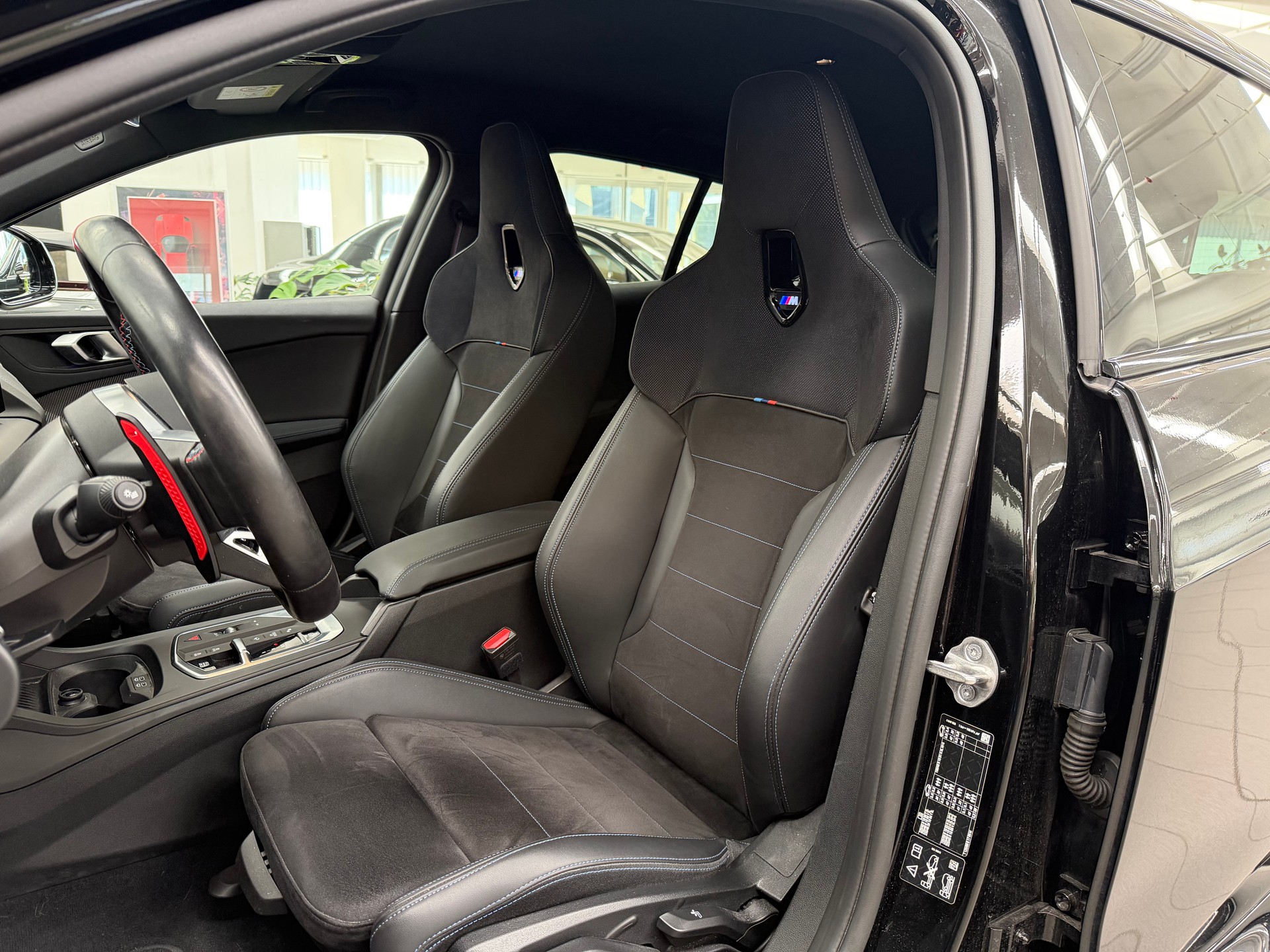 BMW M135 xDrive-image-10