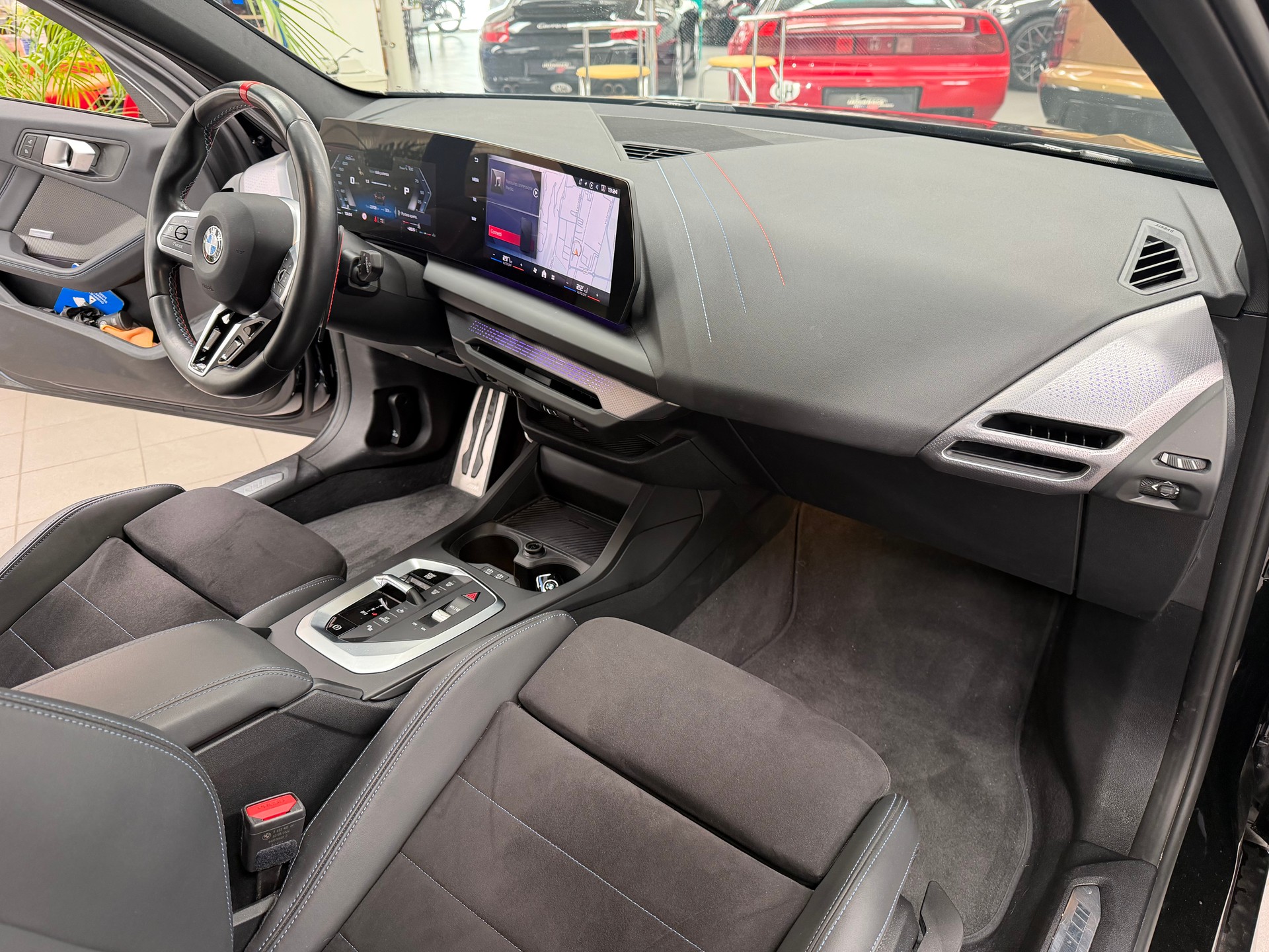 BMW M135 xDrive-image-5