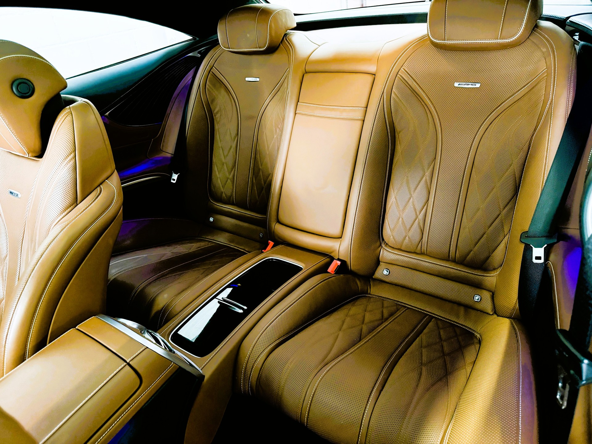 MERCEDES-BENZ S 63 AMG Coupé 4Matic Speedshift MCT-image-11