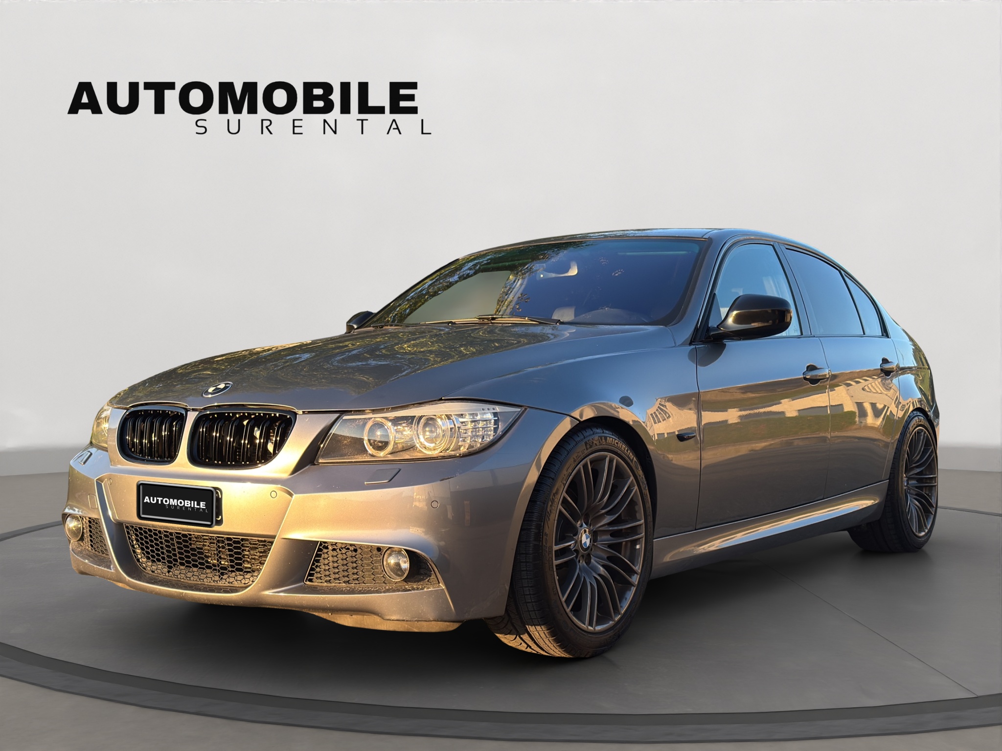 BMW 320i M Paket — slika 1