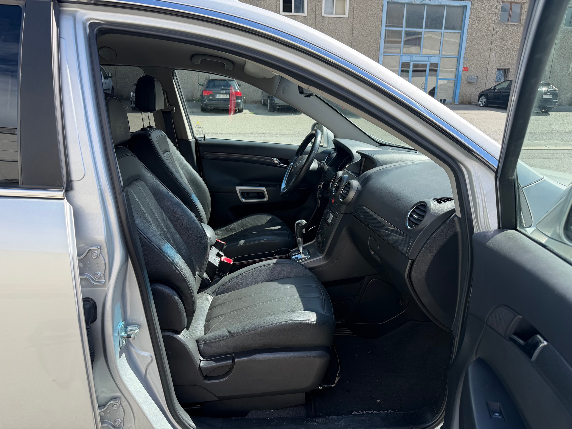 OPEL Antara 2.0 CDTi Enjoy 4WD Automatic-image-4