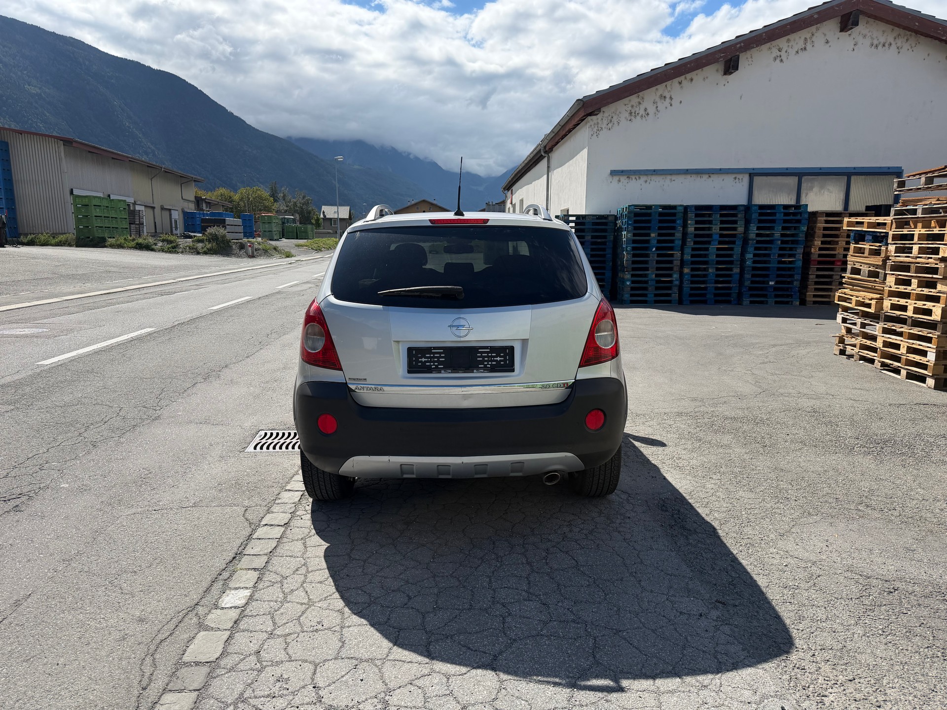 OPEL Antara 2.0 CDTi Enjoy 4WD Automatic-image-9