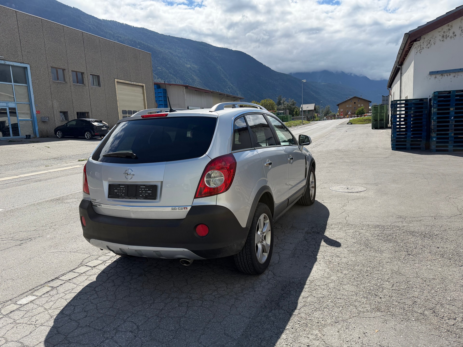 OPEL Antara 2.0 CDTi Enjoy 4WD Automatic-image-3