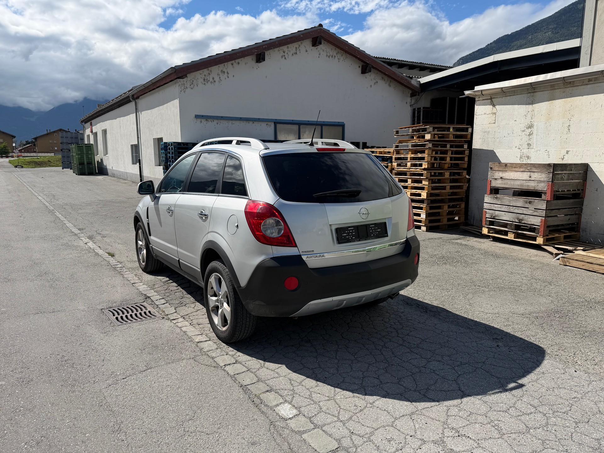 OPEL Antara 2.0 CDTi Enjoy 4WD Automatic-image-8