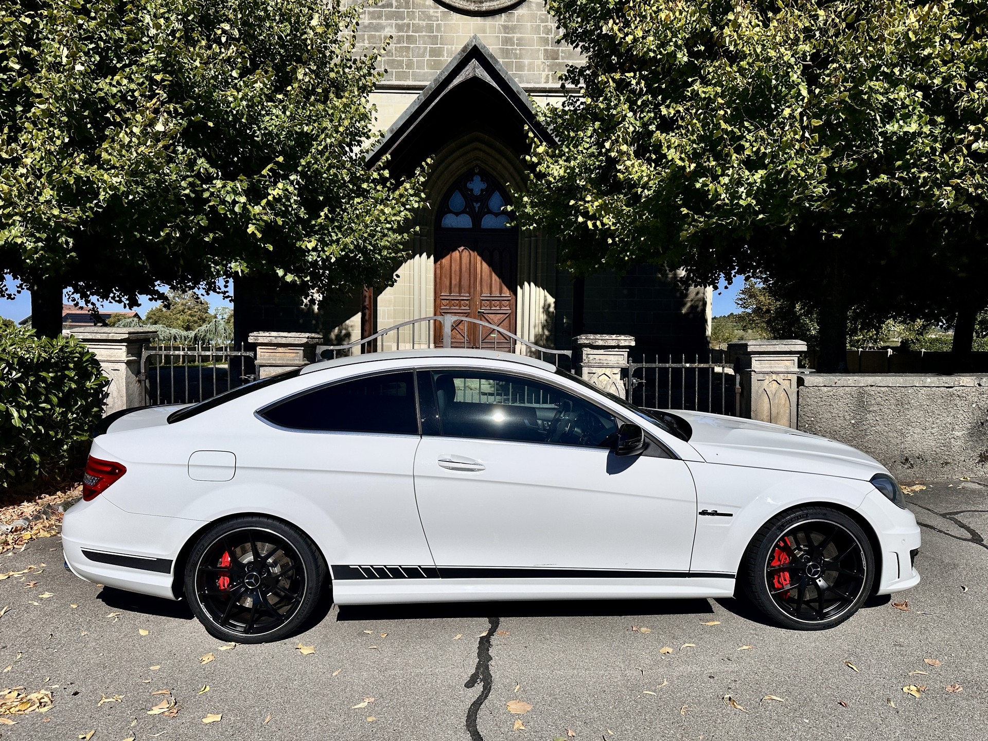 MERCEDES-BENZ C 63 Coupé AMG Edition 507 Speedshift MCT-image-4