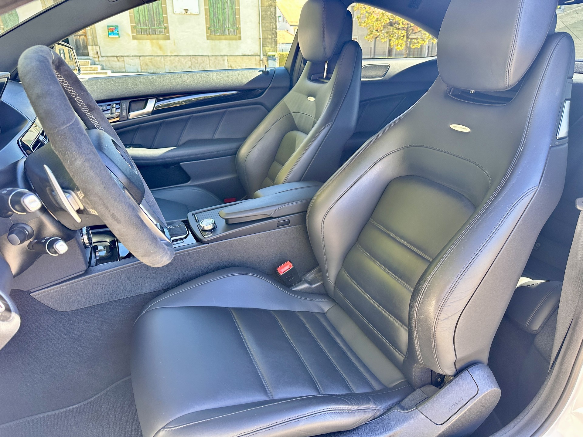 MERCEDES-BENZ C 63 Coupé AMG Edition 507 Speedshift MCT-image-9