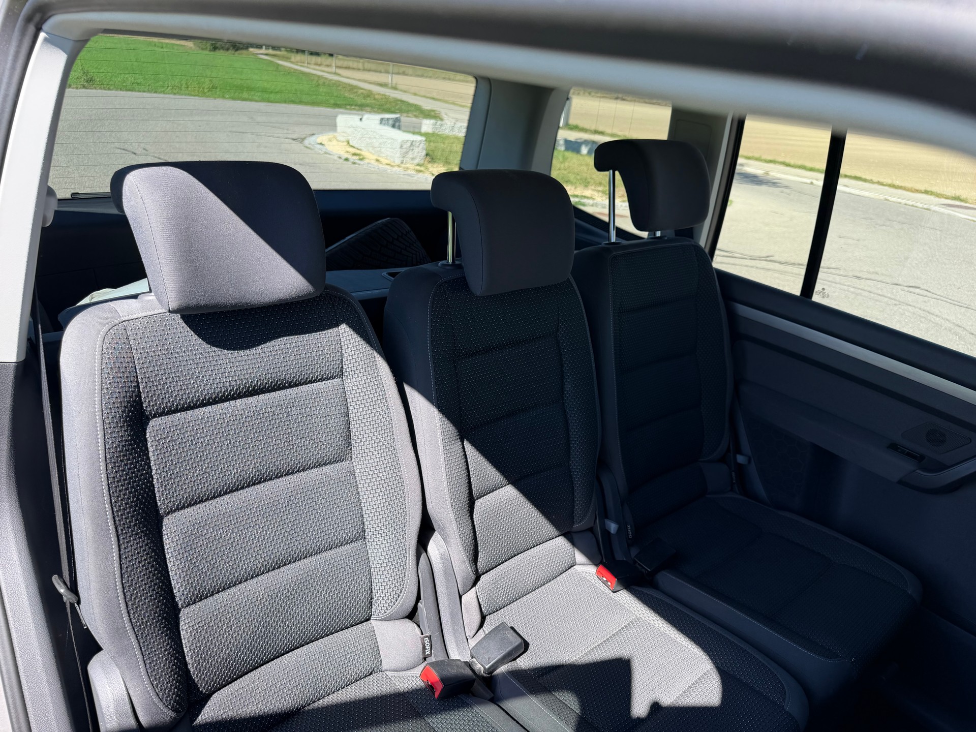 VW Touran 1.4 TSI Comfortline DSG-image-24