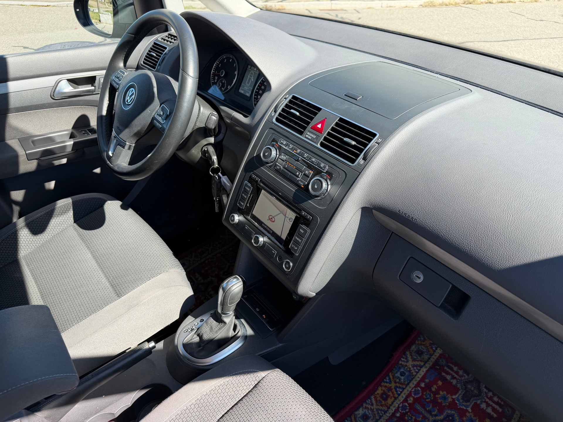 VW Touran 1.4 TSI Comfortline DSG-image-12