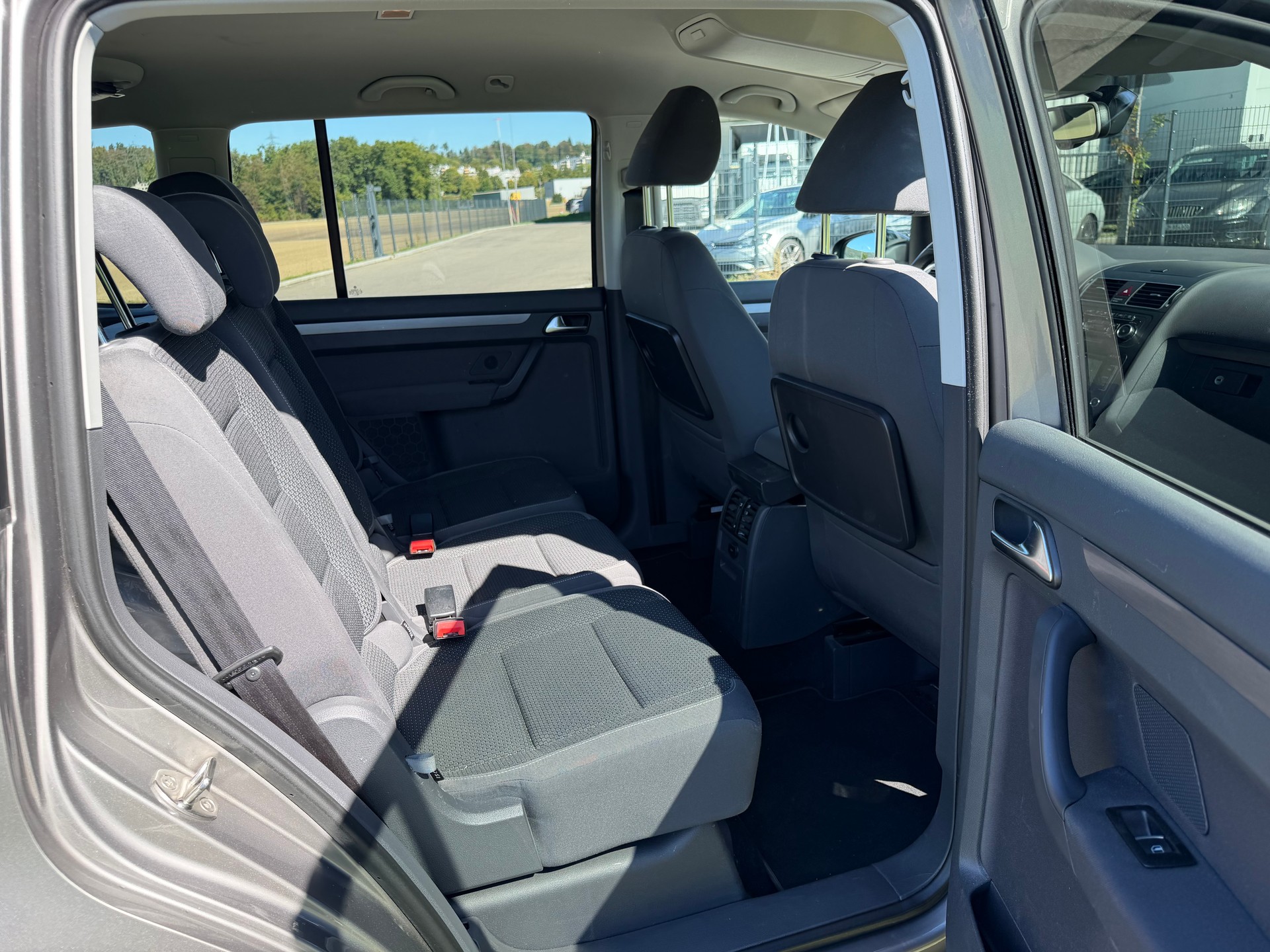 VW Touran 1.4 TSI Comfortline DSG-image-23