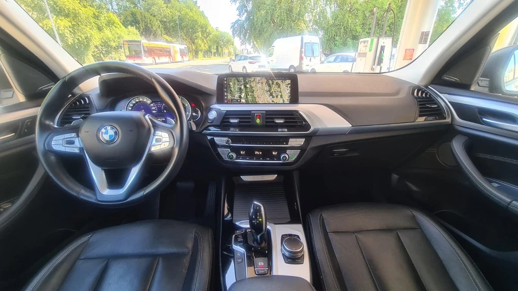 BMW X3 xDrive 20d Steptronic ** mit Voll-Leder Sitze ** Frisch ab MFK und Service **-image-16