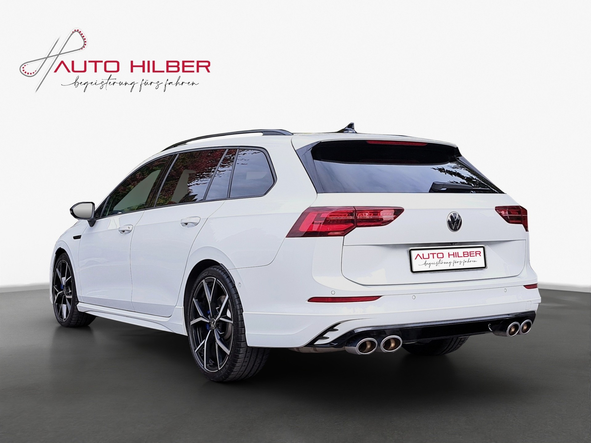 VW Golf Variant 2.0 TSI R DSG 4Motion *Panodach/PerformancePaket**-image-4