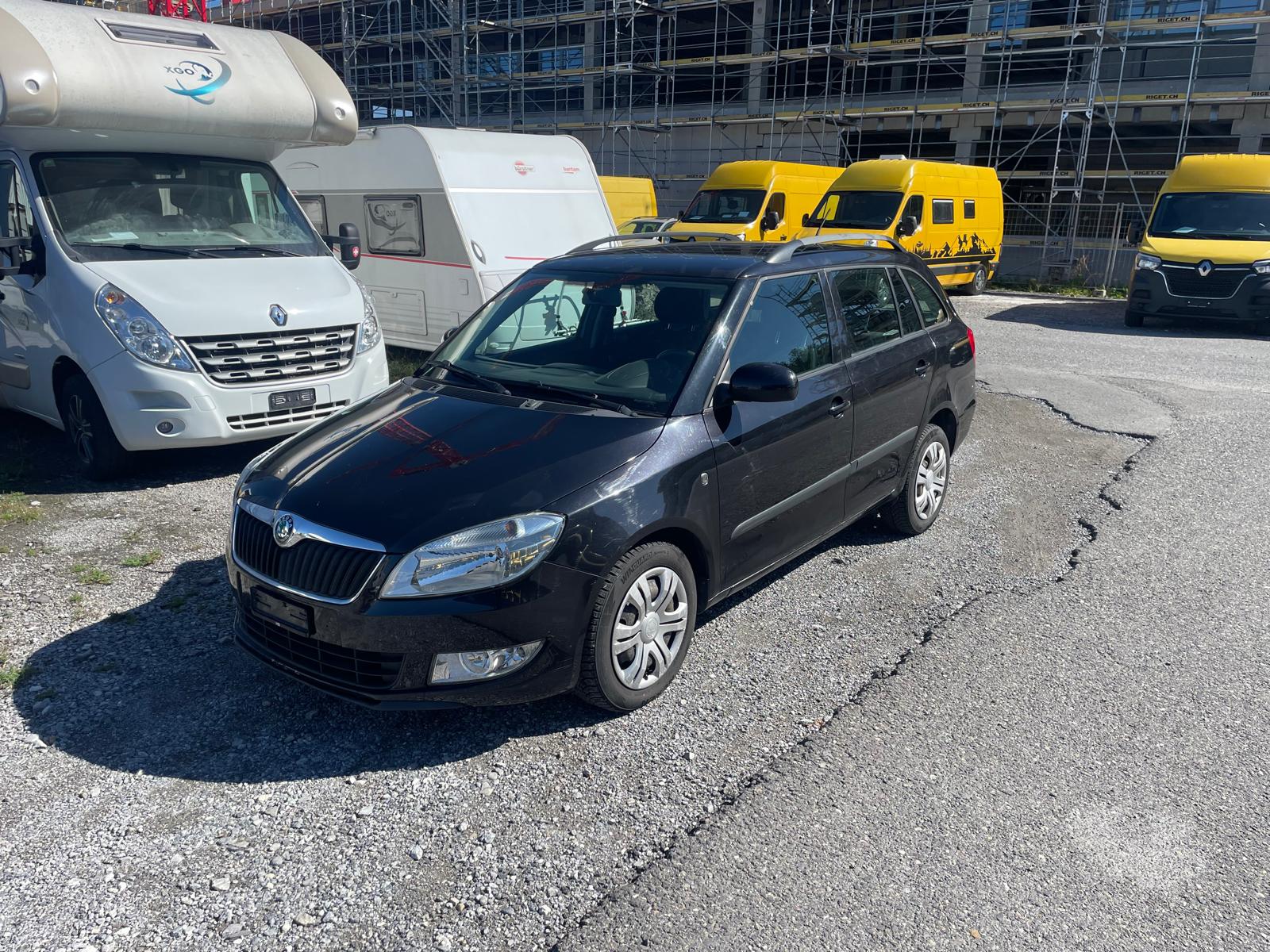 SKODA Fabia 1.2 TSI Ambiente-image-4