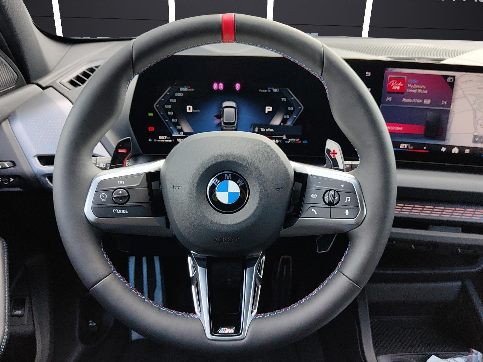 BMW 1er Reihe F70 M135i xDrive-image-11