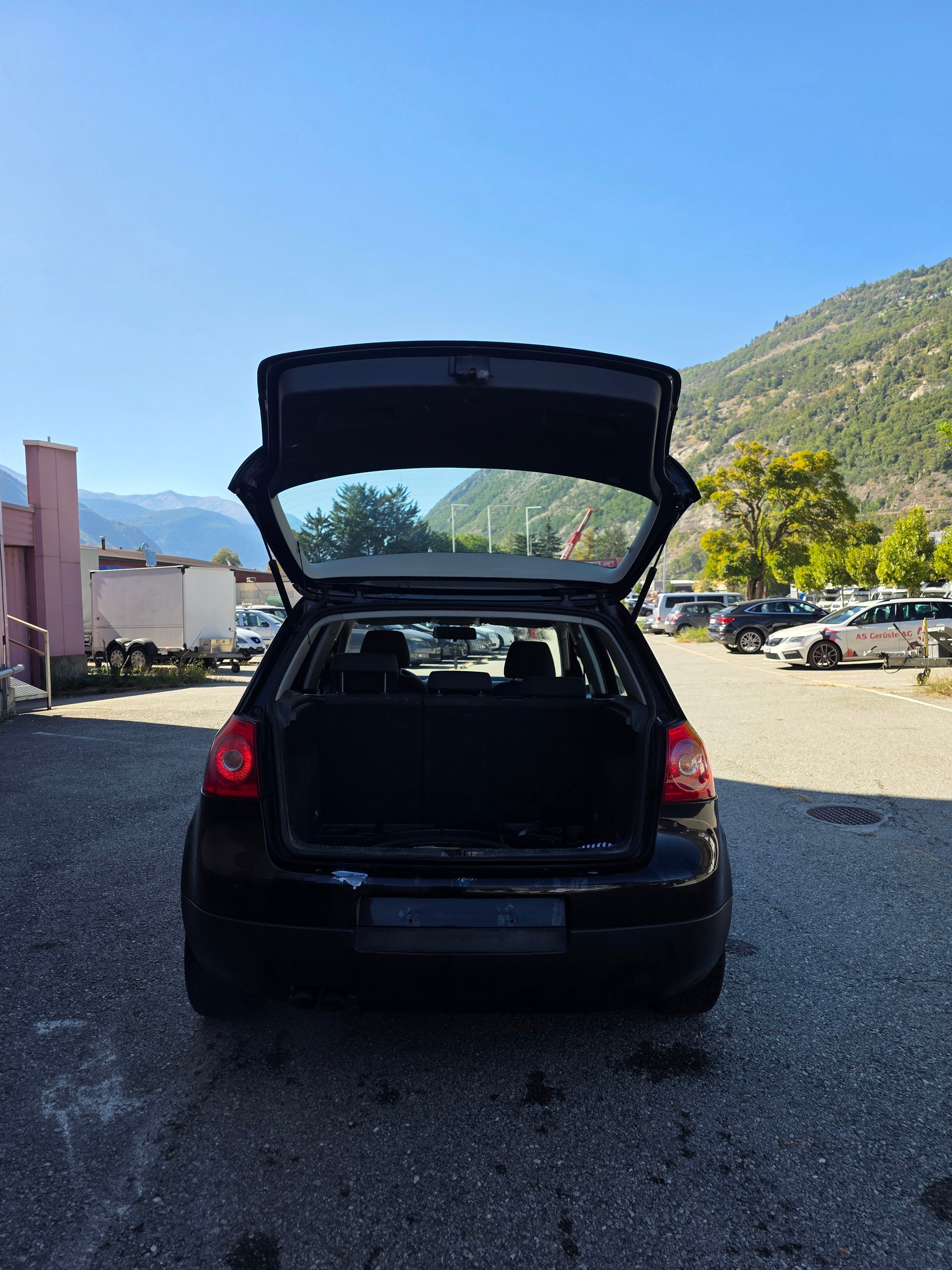 VW Golf 1.9TDI Sportline 4Motion-image-7