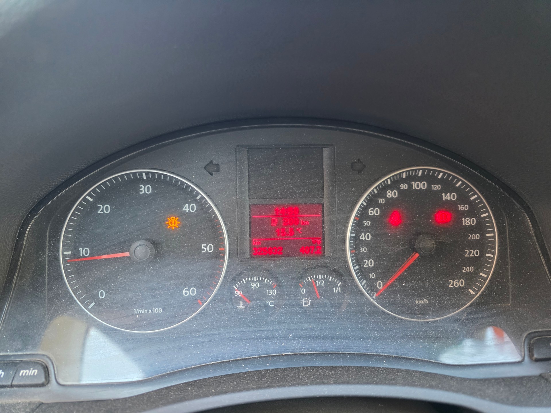 VW Golf 1.9TDI Sportline 4Motion-image-13