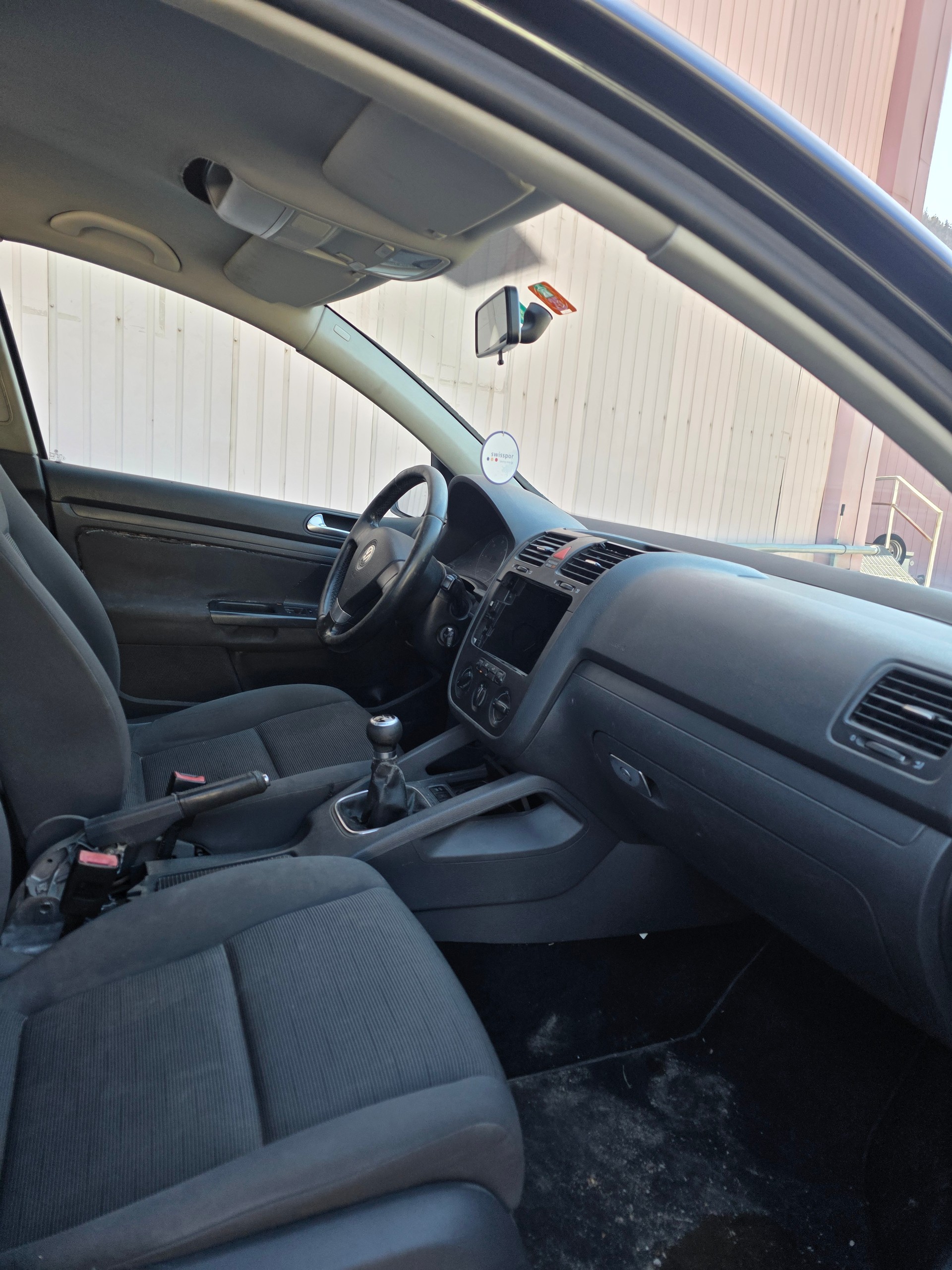 VW Golf 1.9TDI Sportline 4Motion-image-9